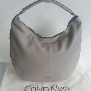 💕Calvin Klein Shoulder Bag💕
